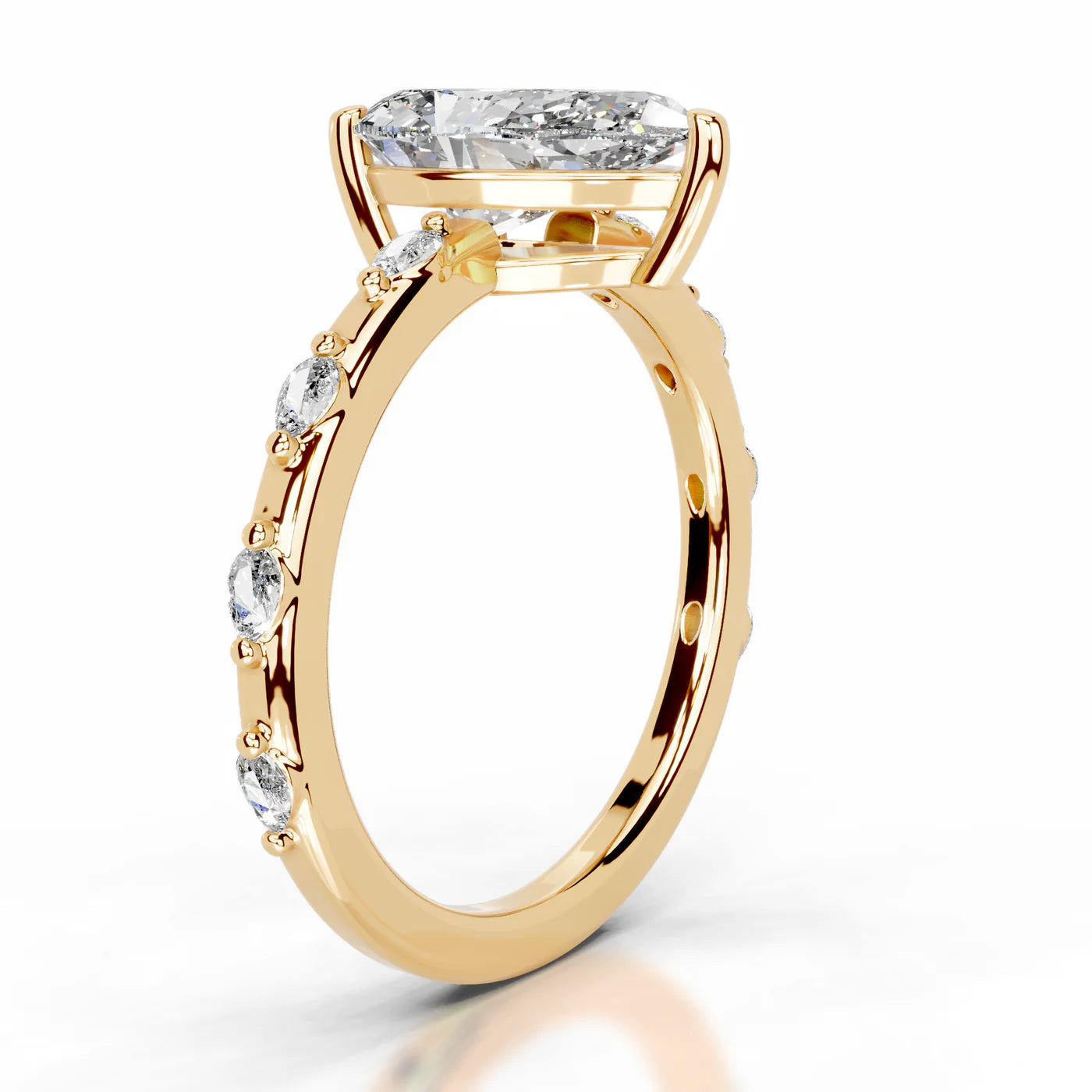 Everly Lab Grown Diamond Ring . Yellow Gold