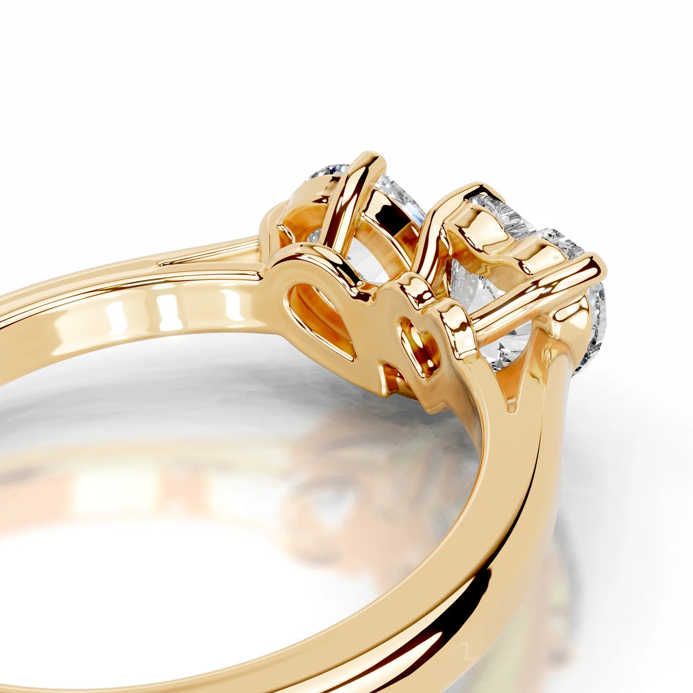 Eclipse Lab Grown Diamond Ring . Yellow Gold