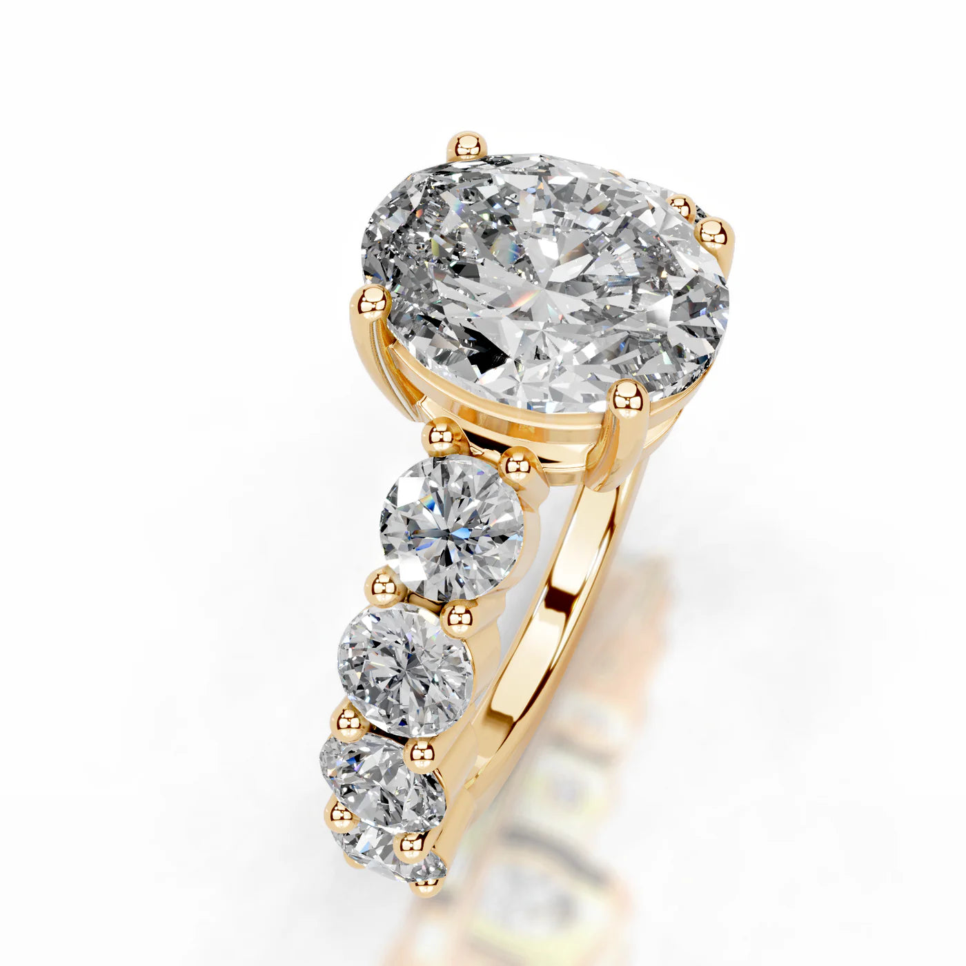 Fiora Lab Grown Diamond Ring . Yellow Gold